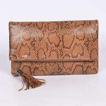 Load image into Gallery viewer, Leopard Print Camo Clutch
