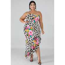 Load image into Gallery viewer, Floral Bloom Maxi - Kurvacious Boutique
